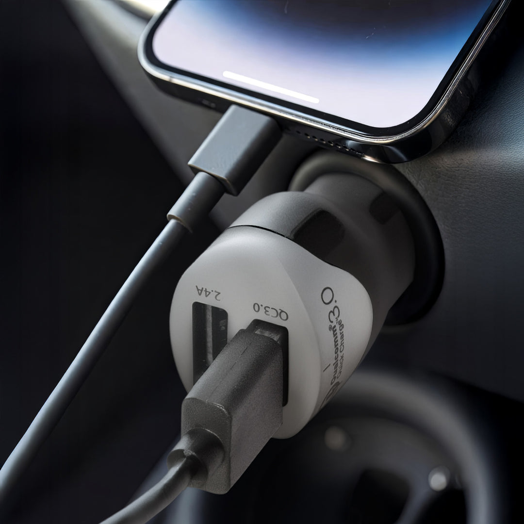 Autoladegerät max4.8A 2xUSB Maclean Energy MCE157 Qualcomm Quick Charge QC 3.0 plus Kabel 1.5m Silber