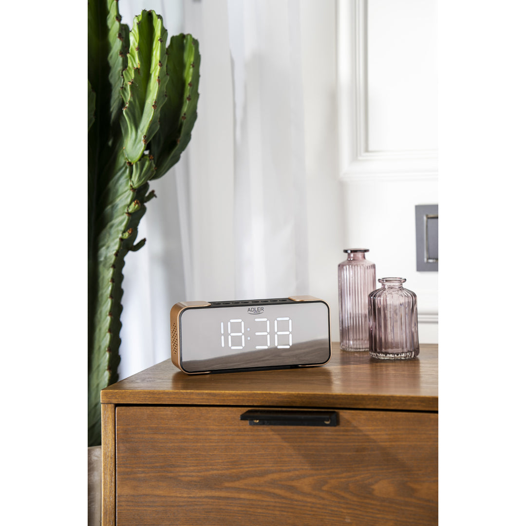 Adler AD 1190 Copper kabelloser Radiowecker mit LED-Display und Bluetooth-Funktion