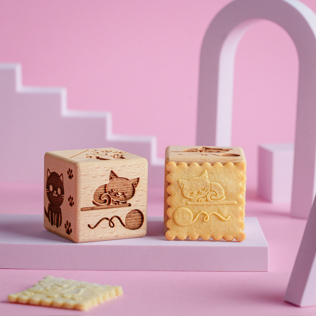 Goody Woody Kuchenwürfel mit Gravur, 6 cm, Buchenholz, 6 Motive, Katzen
