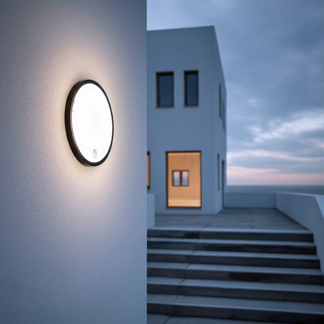 LED-Lampe mit Bewegungssensor Maclean, PIR-Sensor, Farbe Schwarz, 10 W, IP65, 1000 lm, neutrale Farbe, MCE525 B
