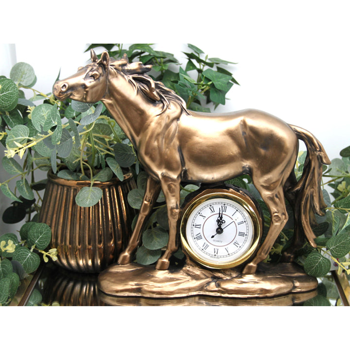 Stehende Pferdefigur, Uhr, dekorative Bronzeskulptur, Königin Isabel