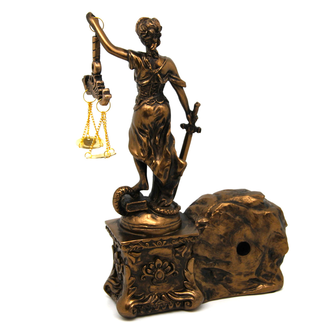 Figur der Themis mit Waage und Schwert, Uhr, Bronzedekor, Königin Isabel
