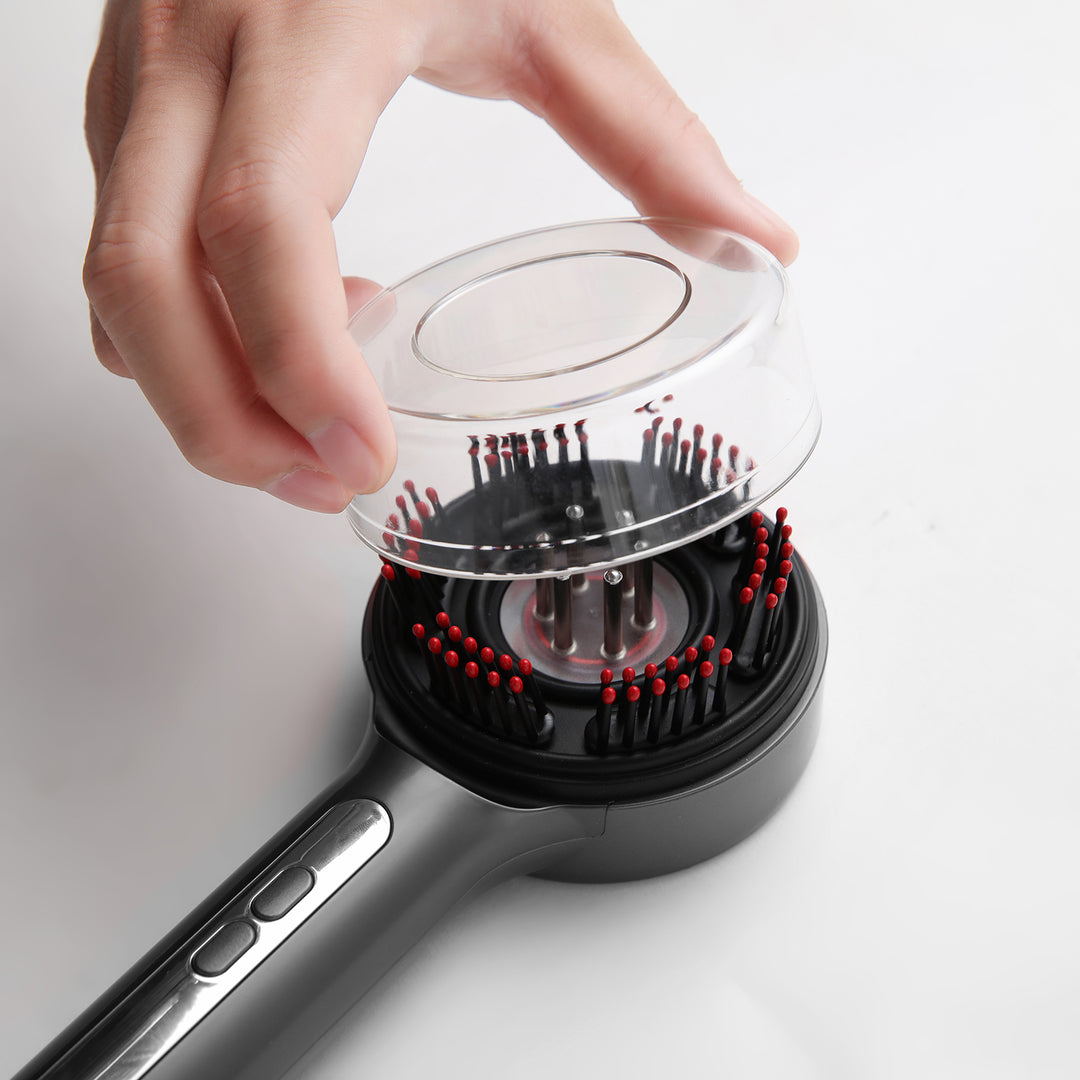REGENERATING HAIRBRUSH MASSAGER Haar- und Kopfhaut-Massagebürste MT6537