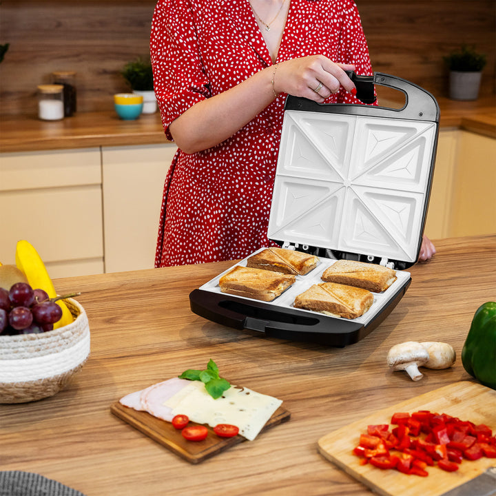 Teesa Sandwichtoaster, Keramikplatten, für 4 Sandwiches, maximale Leistung 1500 W, TSA3229B