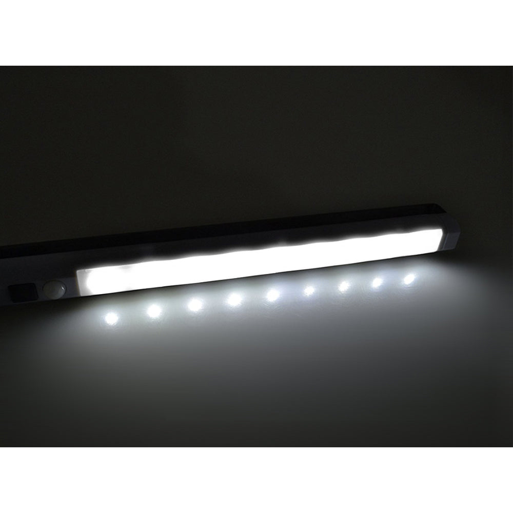 2x Maclean LED-Küchenleuchte, Unterbauleuchte mit 9 SMD-LEDs, batteriebetrieben, PIR-Sensor (Ein/Aus), MCE166 + 6x Batterie R-06 R06 AA LR06 1,5 V VARTA Longlife Power