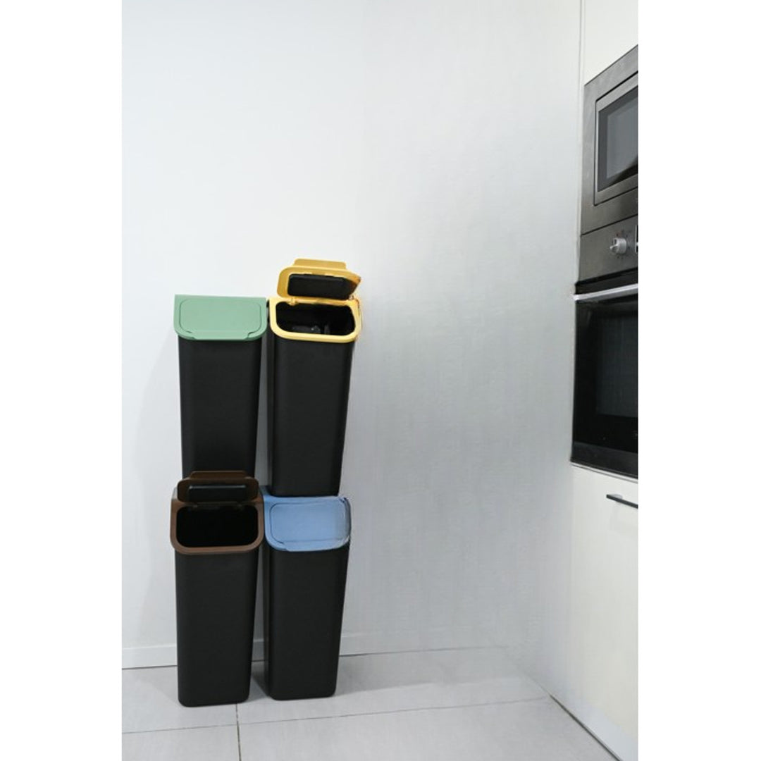 Set mit 4 schwarzen Abfalltrennbehältern BINI (4 x 35 l) mit Deckeln in den Farben Blau/Grün/Gelb/Braun + 5 Stück Aktivkohlefilter