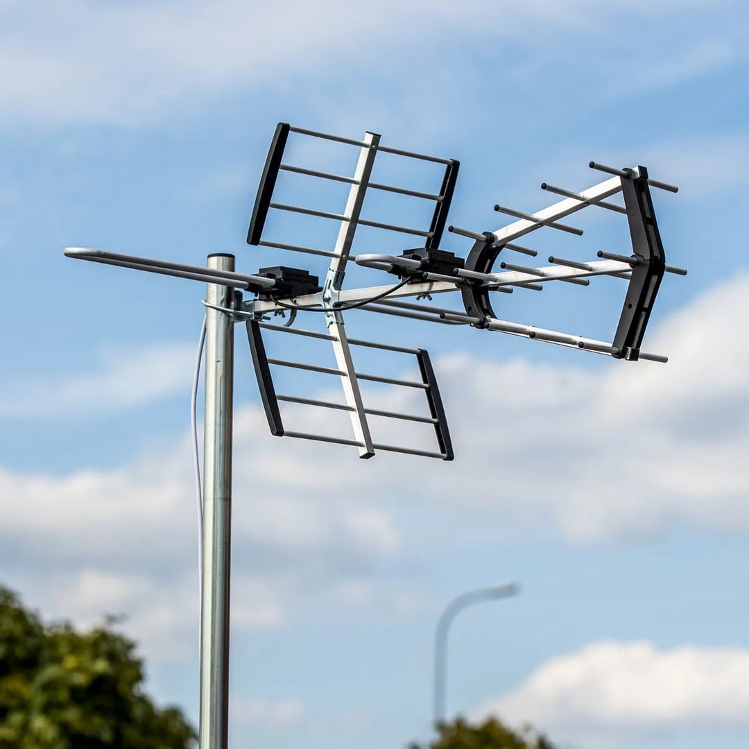DVB-T/T2-Richtantenne VA900 COMBO mit LTE-Filter, aus Aluminium, Vayox
