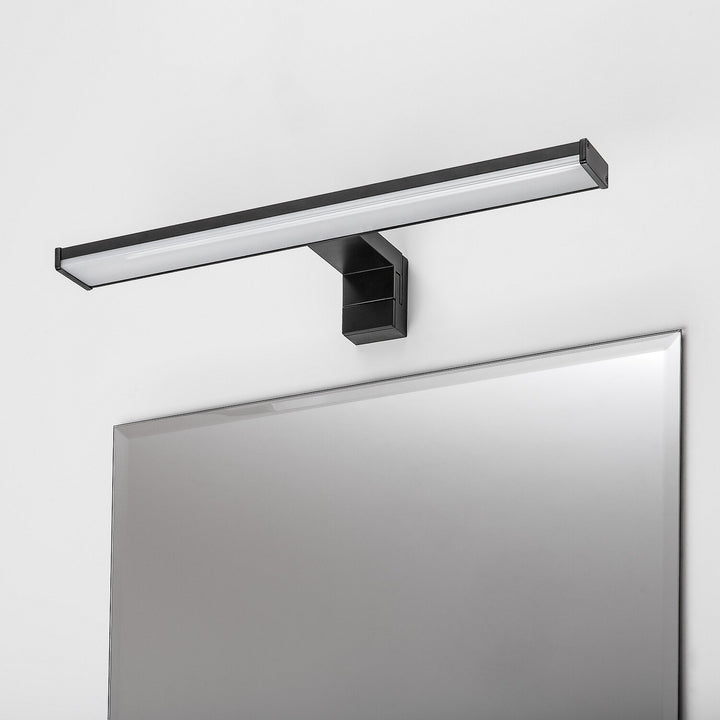 Badezimmer-Wandleuchte, Seyra, LED 8 W, 4000 K, 650 lm, L 40 cm, schwarz, IP44, 75112