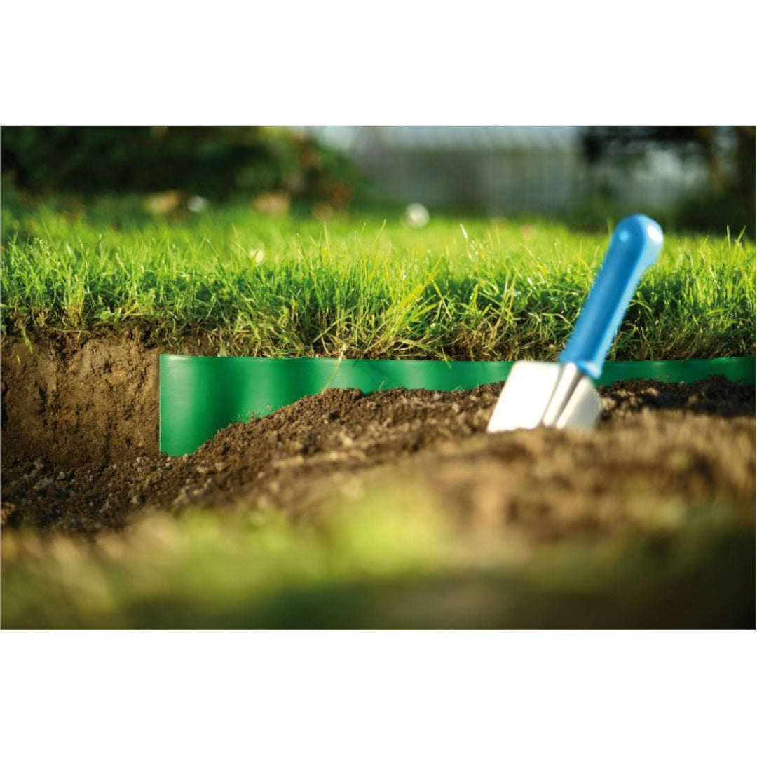 Garten gewellte Kante 15 cm x 9 m Cellfast grün