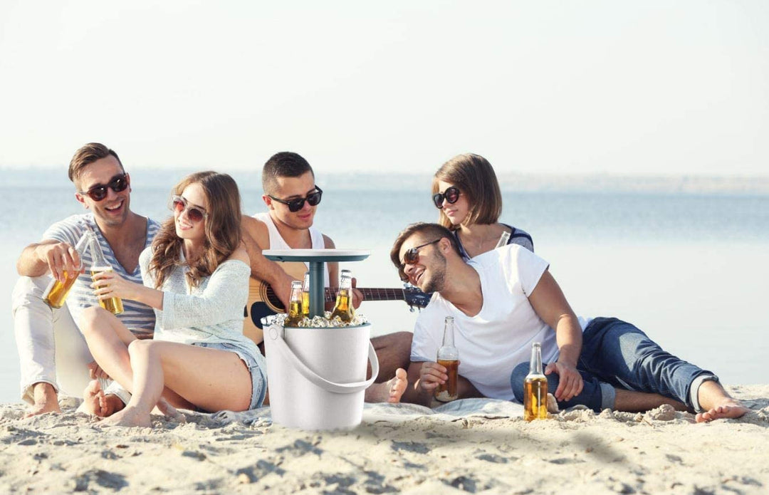 Cooler Kühltisch, ideal für Partys und Grillabende Curver Outdoor Tisch Kühlbox cool bar weiß und blau