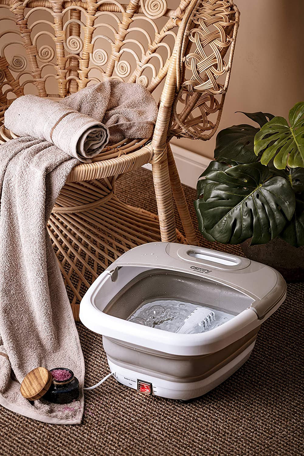 Fussbadewanne mit Vibrations- und Sprudelmassage Camry