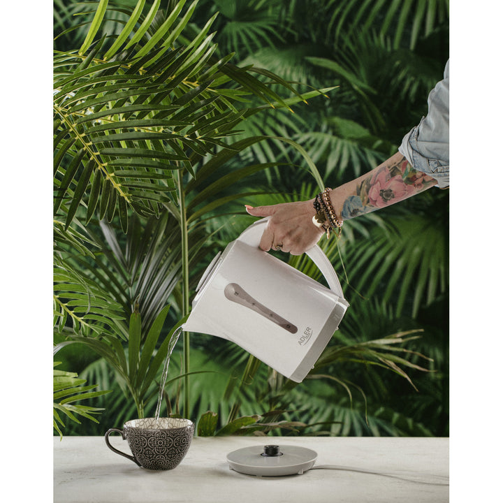 Großer XXL-Wasserkocher 2,5L Adler AD 1244 Leistung 2200W