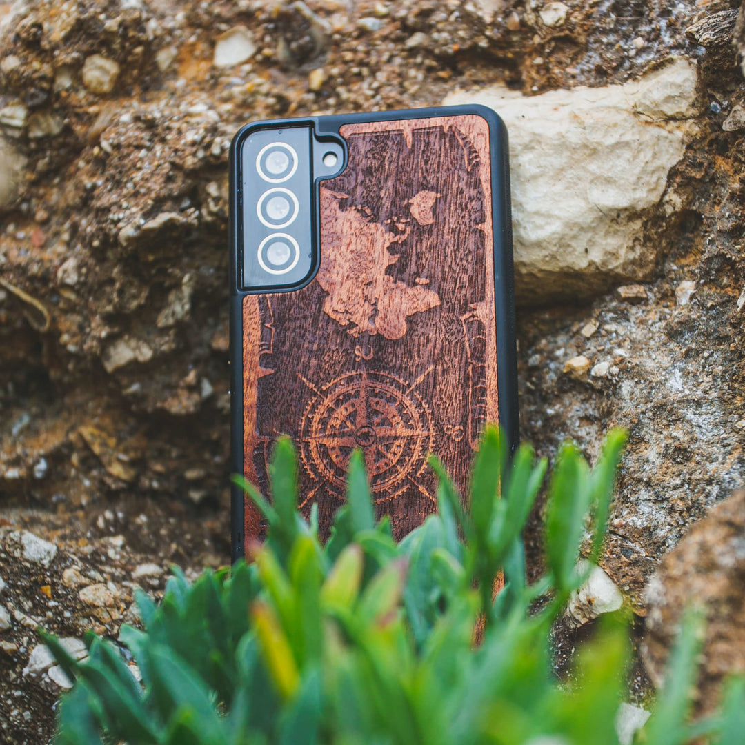 HOLZETUI IPHONE 13 MINI WIND ROSE MERBAU HOHE QUALITÄT