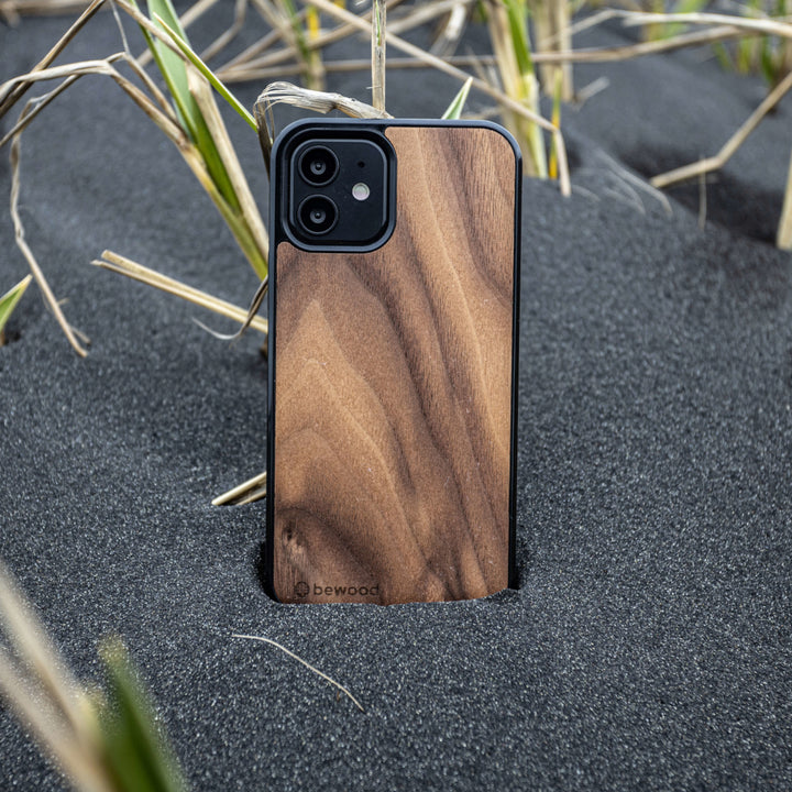 HOLZETUI IPHONE 13 AMERIKANISCHER NUSSBAUM HOHE QUALITÄT