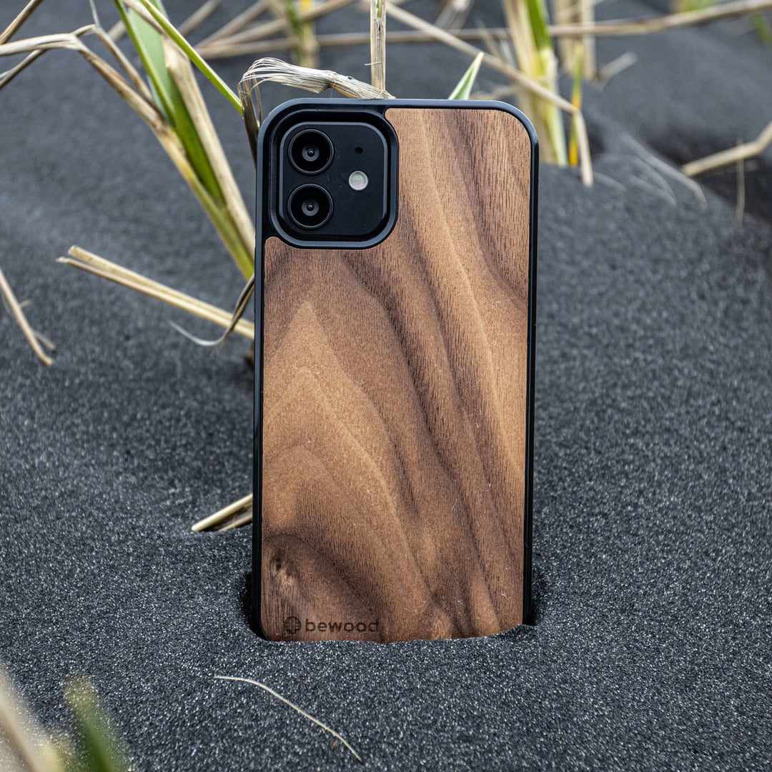 HOLZETUI IPHONE 13 MINI AMERIKANISCHER NUSSBAUM HOHE QUALITÄT