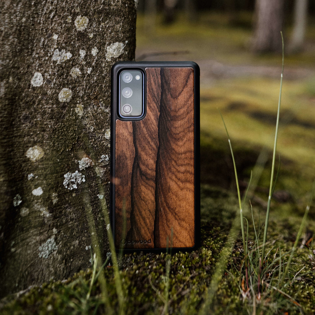 HOLZETUI IPHONE 12 / 12 PRO ZIRICOTE HOHE QUALITÄT