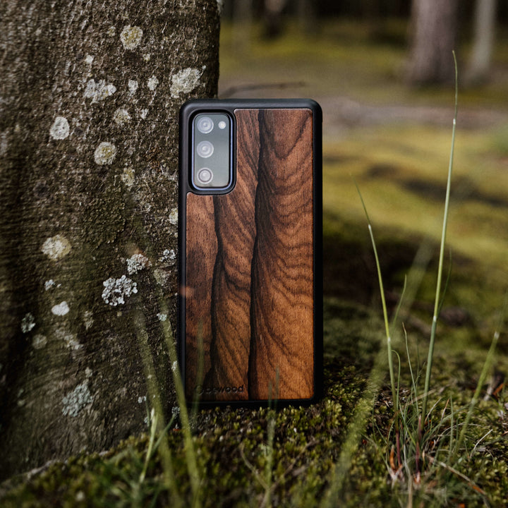 HOLZETUI IPHONE 12 / 12 PRO ZIRICOTE HOHE QUALITÄT