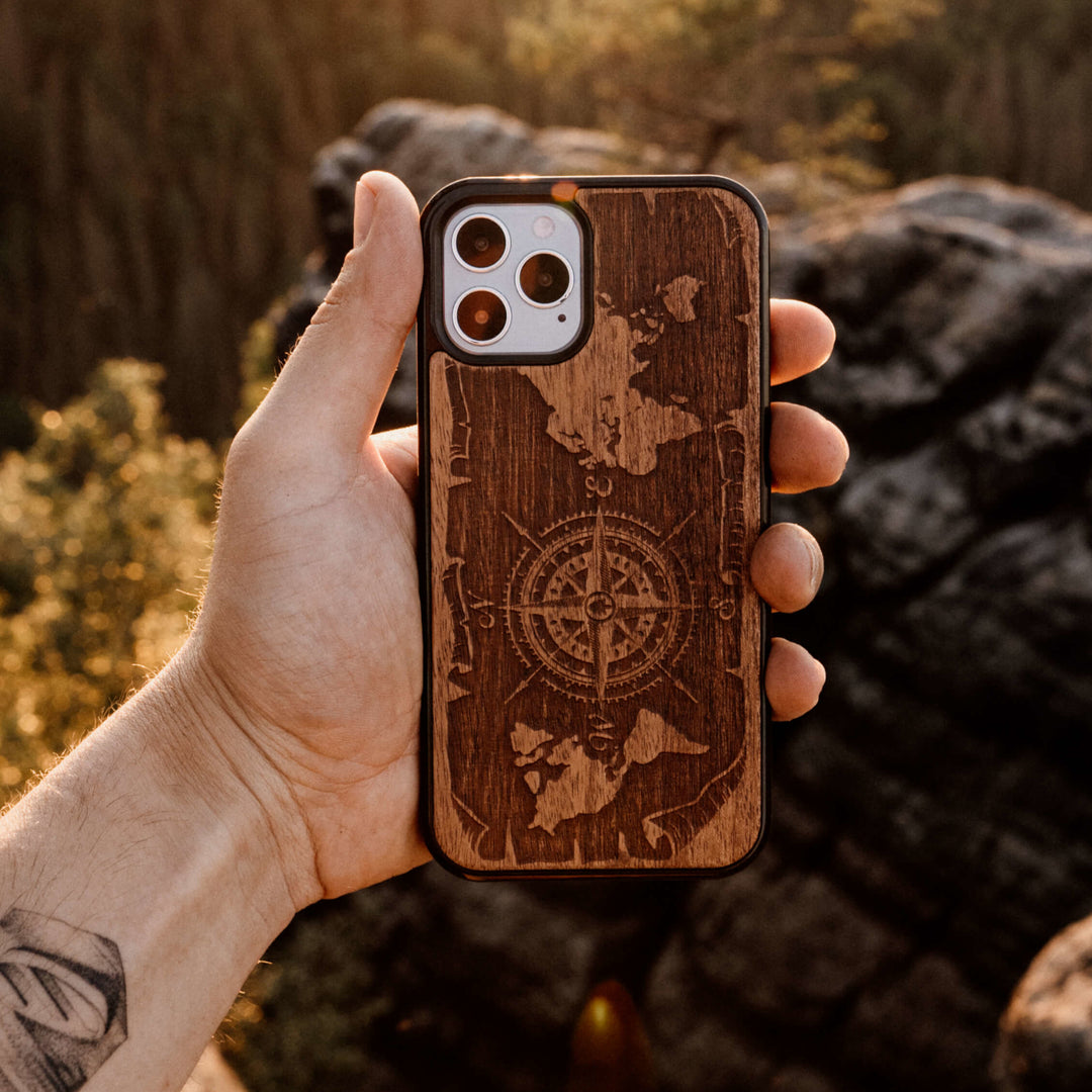 HOLZETUI IPHONE 12 MINI WIND ROSE MERBAU HOHE QUALITÄT