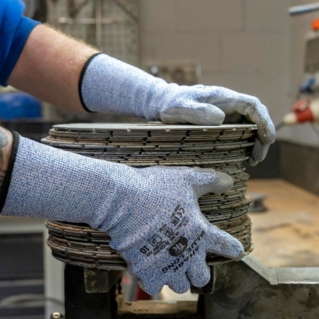 SCHNITTHEMMENDE HANDSCHUHE MIT VERLÄNGERTEN STULPEN GRÖSSE 7 (12 PAAR)