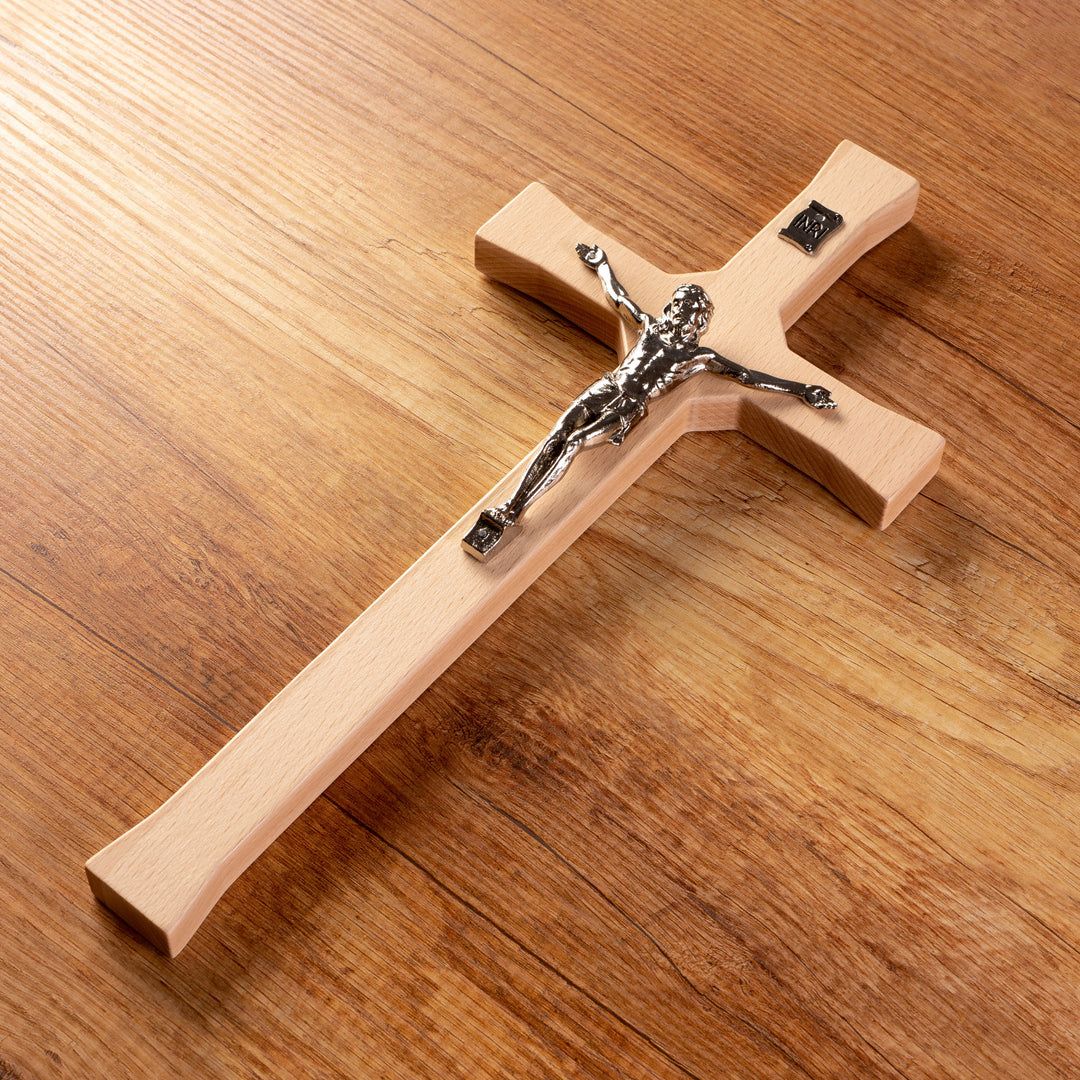 Hängendes klassisches Kreuz mit gestreiftem Kreuz natural 42x18x1,8cm