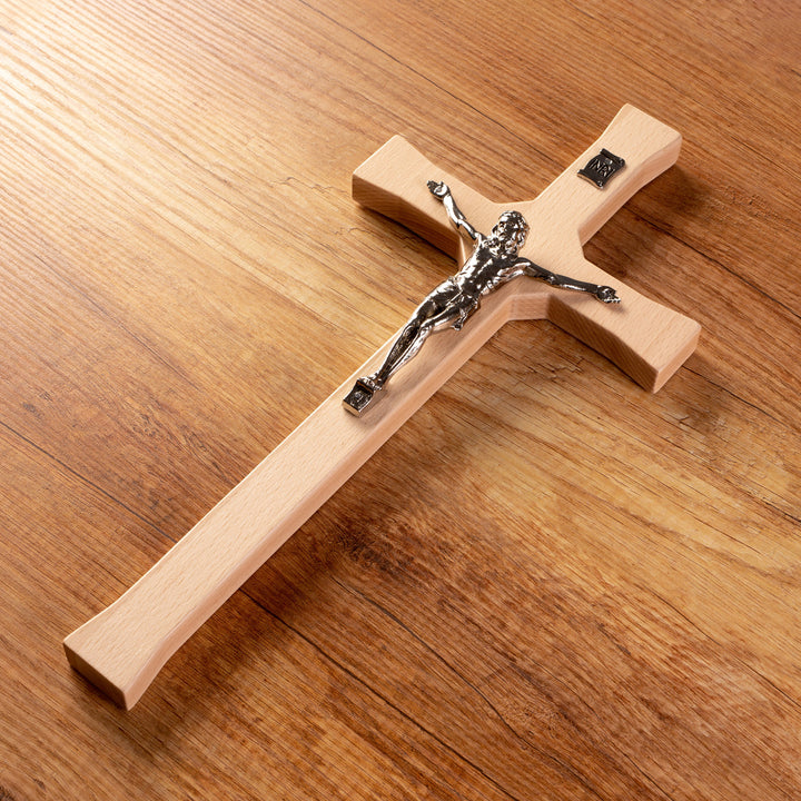 Hängendes klassisches Kreuz mit gestreiftem Kreuz natural 42x18x1,8cm