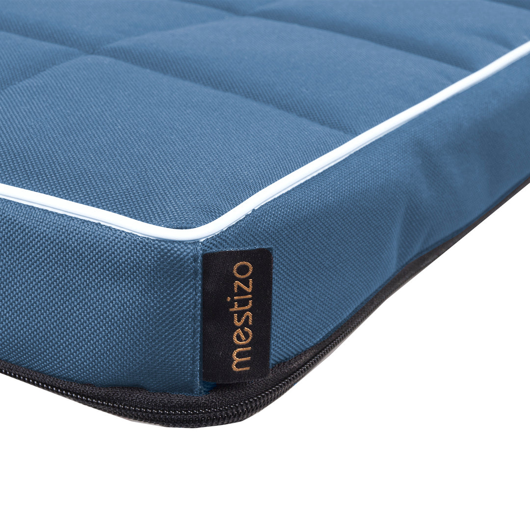 Vigo Checked Hunde-Katzen-Matratzenbett 80 x 60 x 5 cm in blau mit weißer Zierleiste