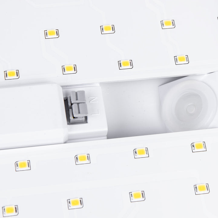 Maclean MCE466 LED Wandleuchte mit Hausnummer, PIR Bewegungsmelder und Dämmerungssensor, Standby Modus Außenwandleuchte 1800lm 20W 4000K Neutralweiß IP65