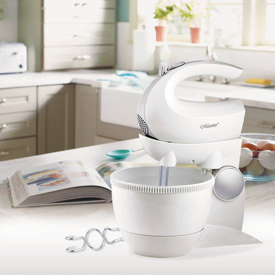 Mixer mit Rotierender Schüssel, Leistung: 600 W, 5 Geschwindigkeitsstufen, „Turbo“-Funktion, Fassungsvermögen von 3L (Weiß)